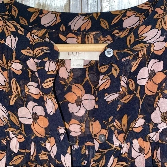Loft Dark Floral Sheer Button High Low Blouse - Picture 5 of 6